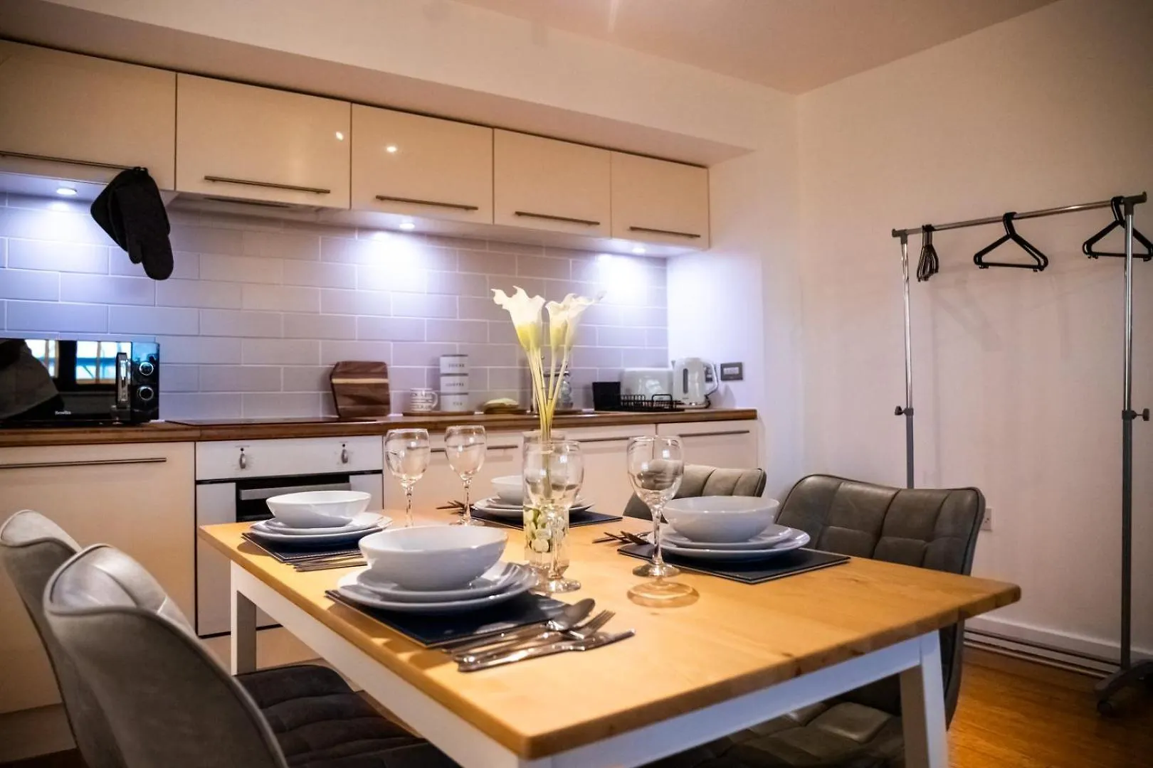 Close To Leeds City, Spacious, Sleeps 4, Beeston Hill