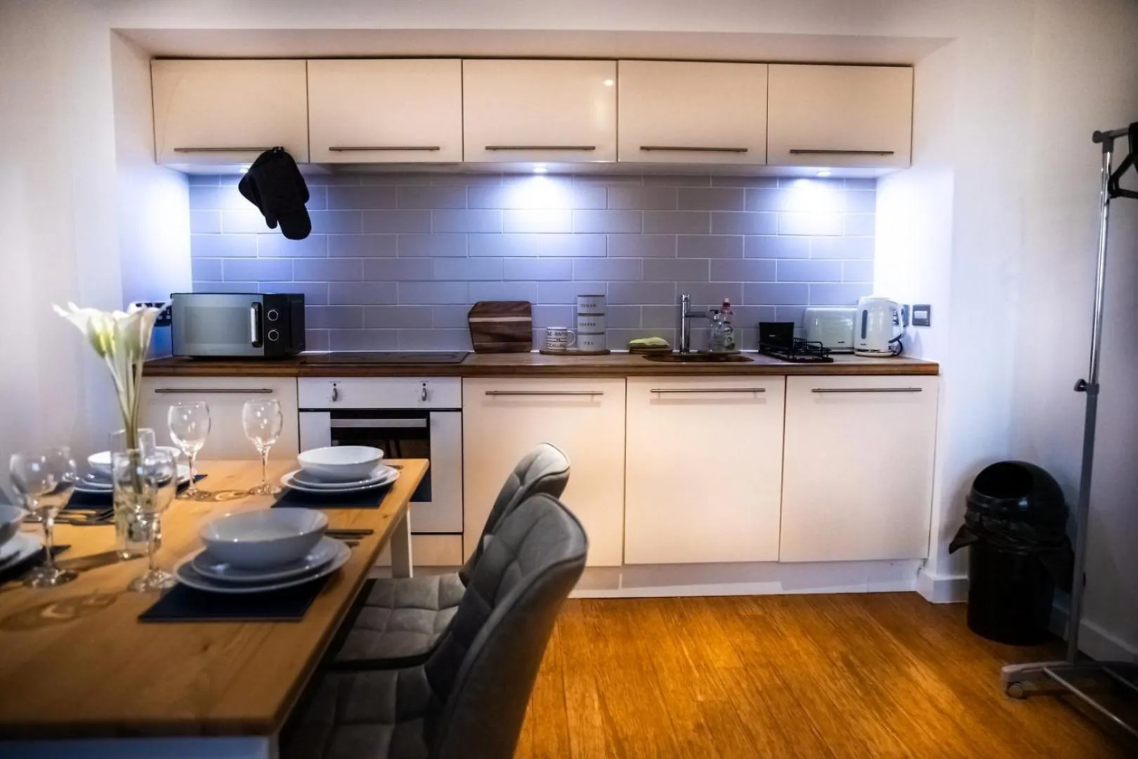Close To Leeds City, Spacious, Sleeps 4, Beeston Hill